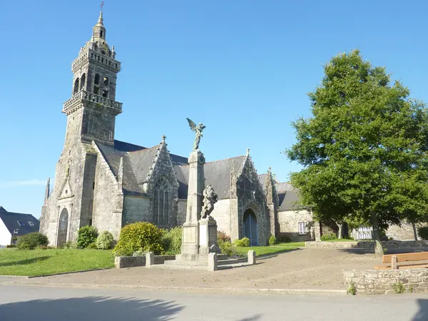 Votre Pisciniste Fabricant piscine inox Plonévez-du-Faou