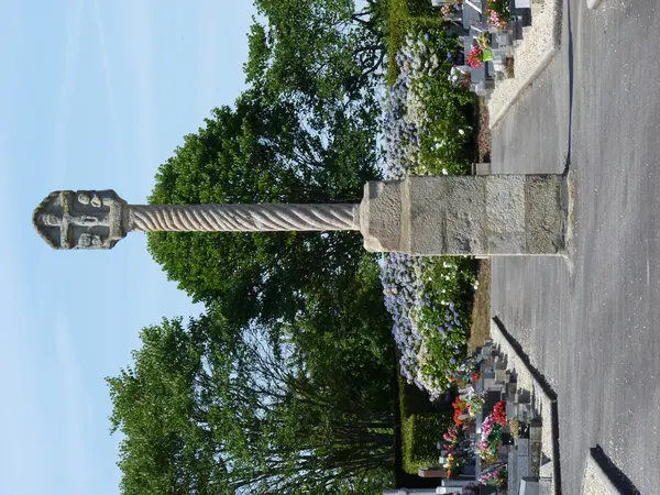 Votre Pisciniste Fabricant piscine inox Plumieux