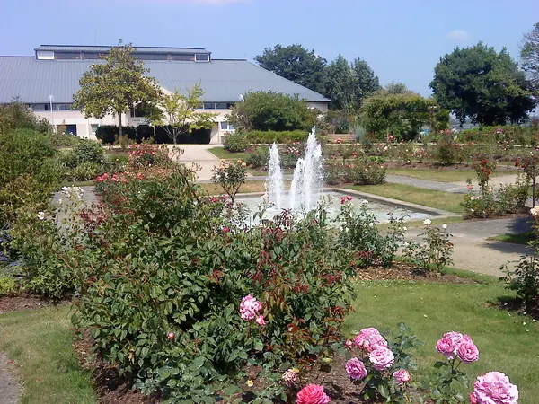 Votre Pisciniste Fabricant piscine inox Quévert