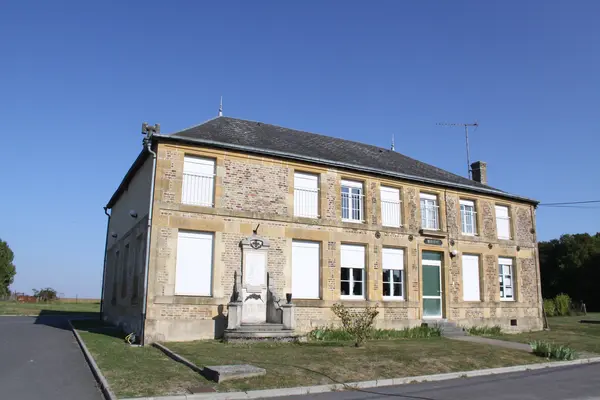 Votre Pisciniste Fabricant piscine inox Quilly