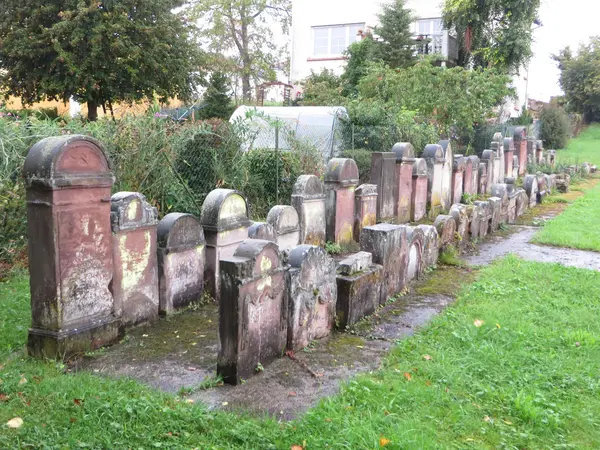 Votre Pisciniste Fabricant piscine inox Rouhling