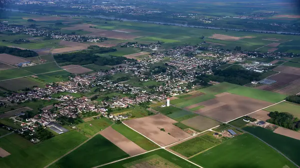 Votre Pisciniste Fabricant piscine inox Saint-Claude-de-Diray