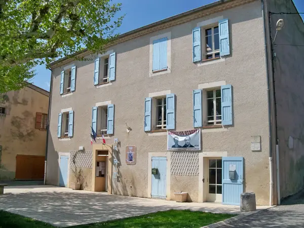 Votre Pisciniste Fabricant piscine inox Saint-Étienne-les-Orgues