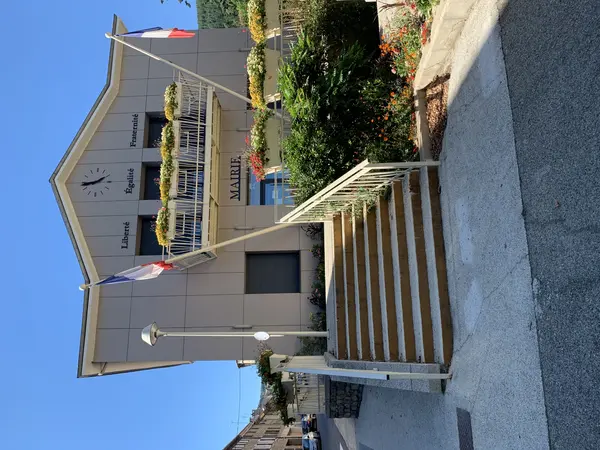 Votre Pisciniste Fabricant piscine inox Saint-Julien-Molin-Molette