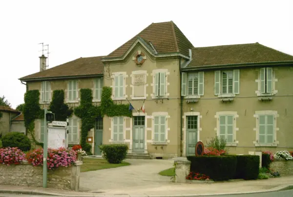 Votre Pisciniste Fabricant piscine inox Saint-Just