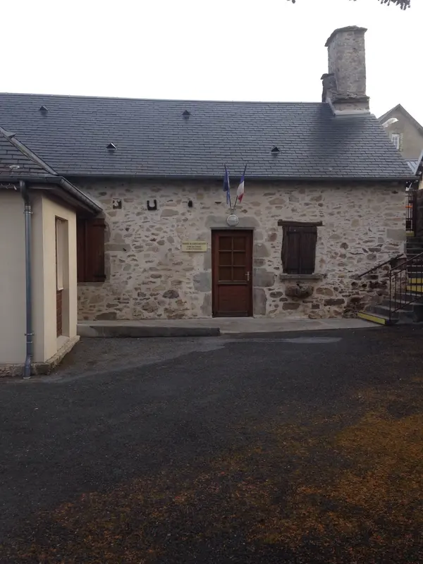 Votre Pisciniste Fabricant piscine inox Saint-Mexant