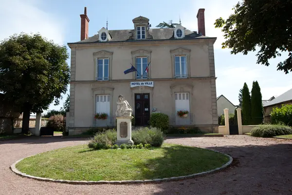 Votre Pisciniste Fabricant piscine inox Saint-Paterne-Racan