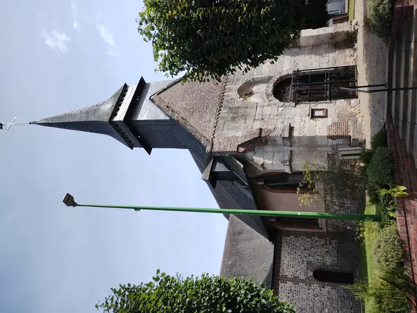 Votre Pisciniste Fabricant piscine inox Saint-Pierre-des-Fleurs