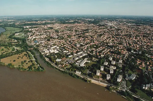 Votre Pisciniste Fabricant piscine inox Saint-Sébastien-sur-Loire