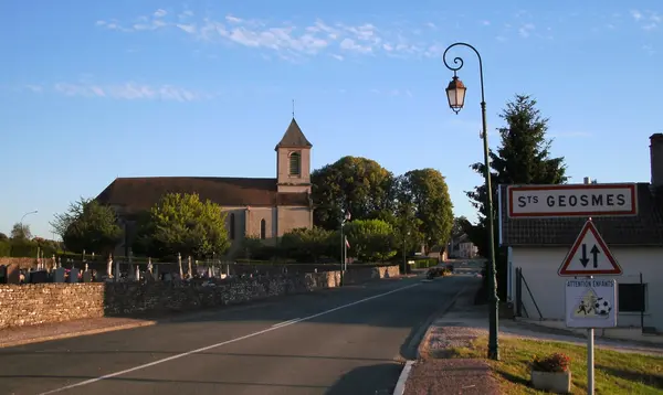 Votre Pisciniste Fabricant piscine inox Saints-Geosmes