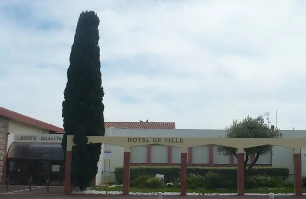 Votre Pisciniste Fabricant piscine inox Saleilles