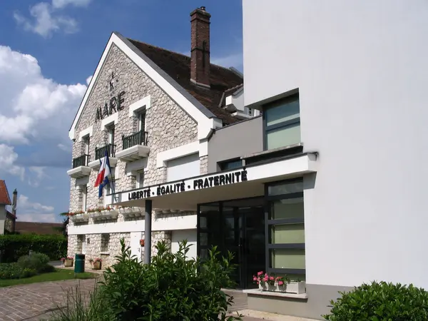 Votre Pisciniste Fabricant piscine inox Samoreau