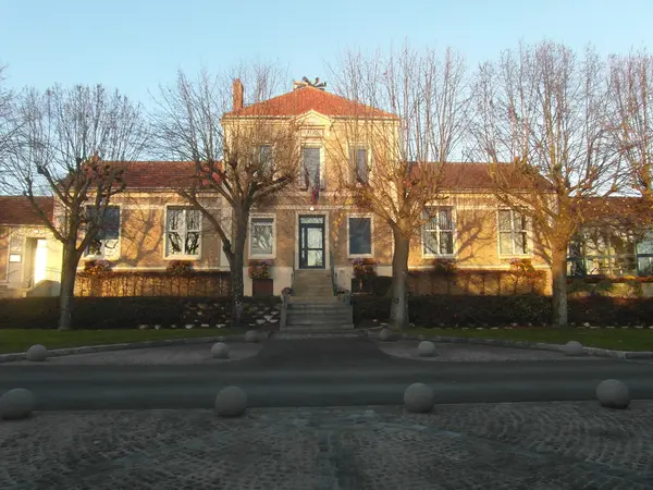 Votre Pisciniste Fabricant piscine inox Santeny