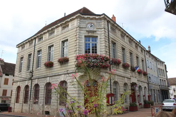 Votre Pisciniste Fabricant piscine inox Saulieu