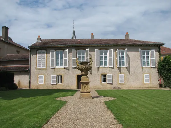 Votre Pisciniste Fabricant piscine inox Scy-Chazelles
