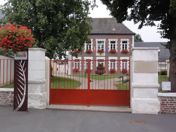 Votre Pisciniste Fabricant piscine inox Seboncourt