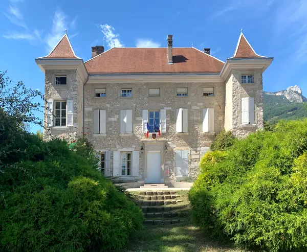 Votre Pisciniste Fabricant piscine inox Seyssins