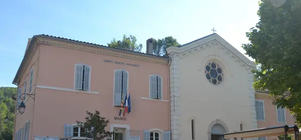 Votre Pisciniste Fabricant piscine inox Taradeau