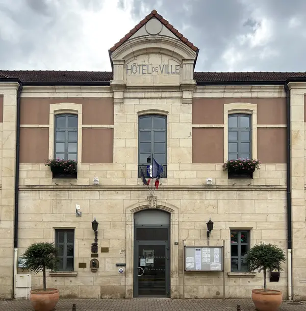 Votre Pisciniste Fabricant piscine inox Thoissey