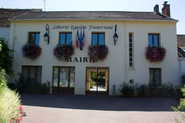 Votre Pisciniste Fabricant piscine inox Tigery