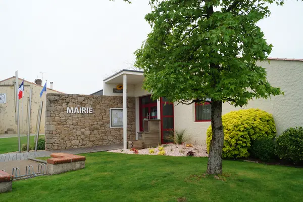 Votre Pisciniste Fabricant piscine inox Treize-Vents