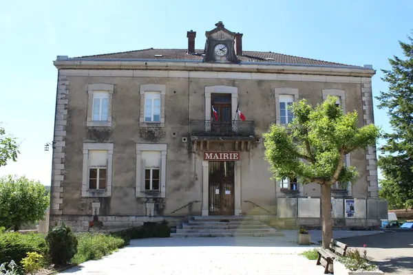 Votre Pisciniste Fabricant piscine inox Val-Revermont