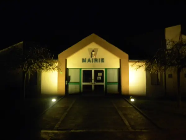 Votre Pisciniste Fabricant piscine inox Varanges