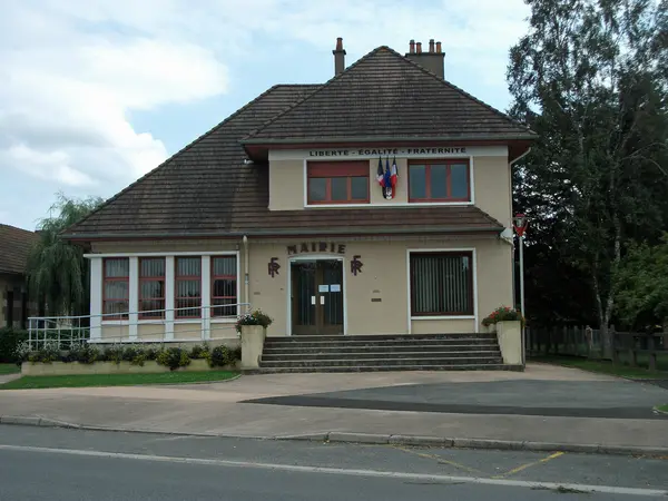 Votre Pisciniste Fabricant piscine inox Vendat