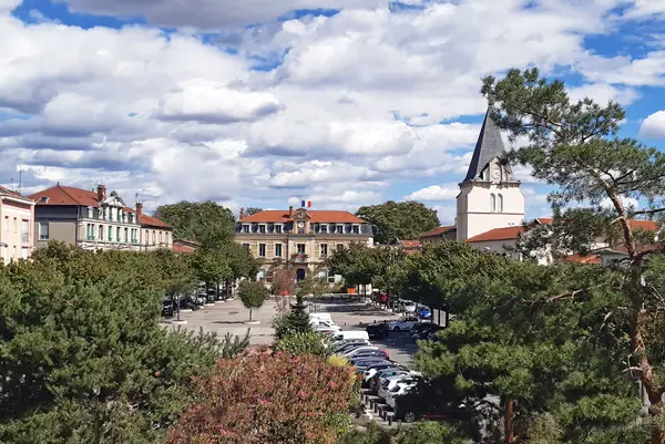 Votre Pisciniste Fabricant piscine inox Vénissieux